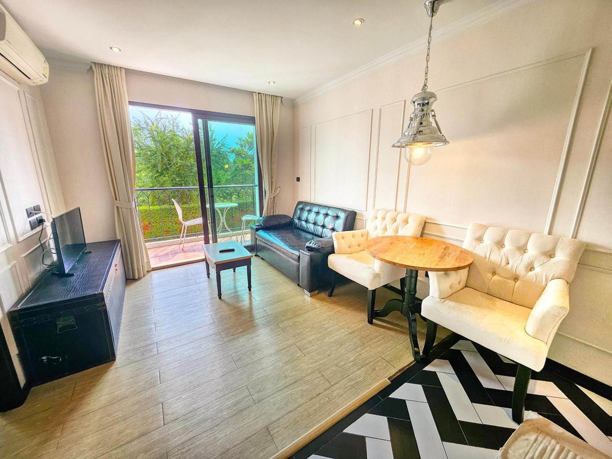 Venetian Residence Jomtien Beach Εξωτερικό φωτογραφία